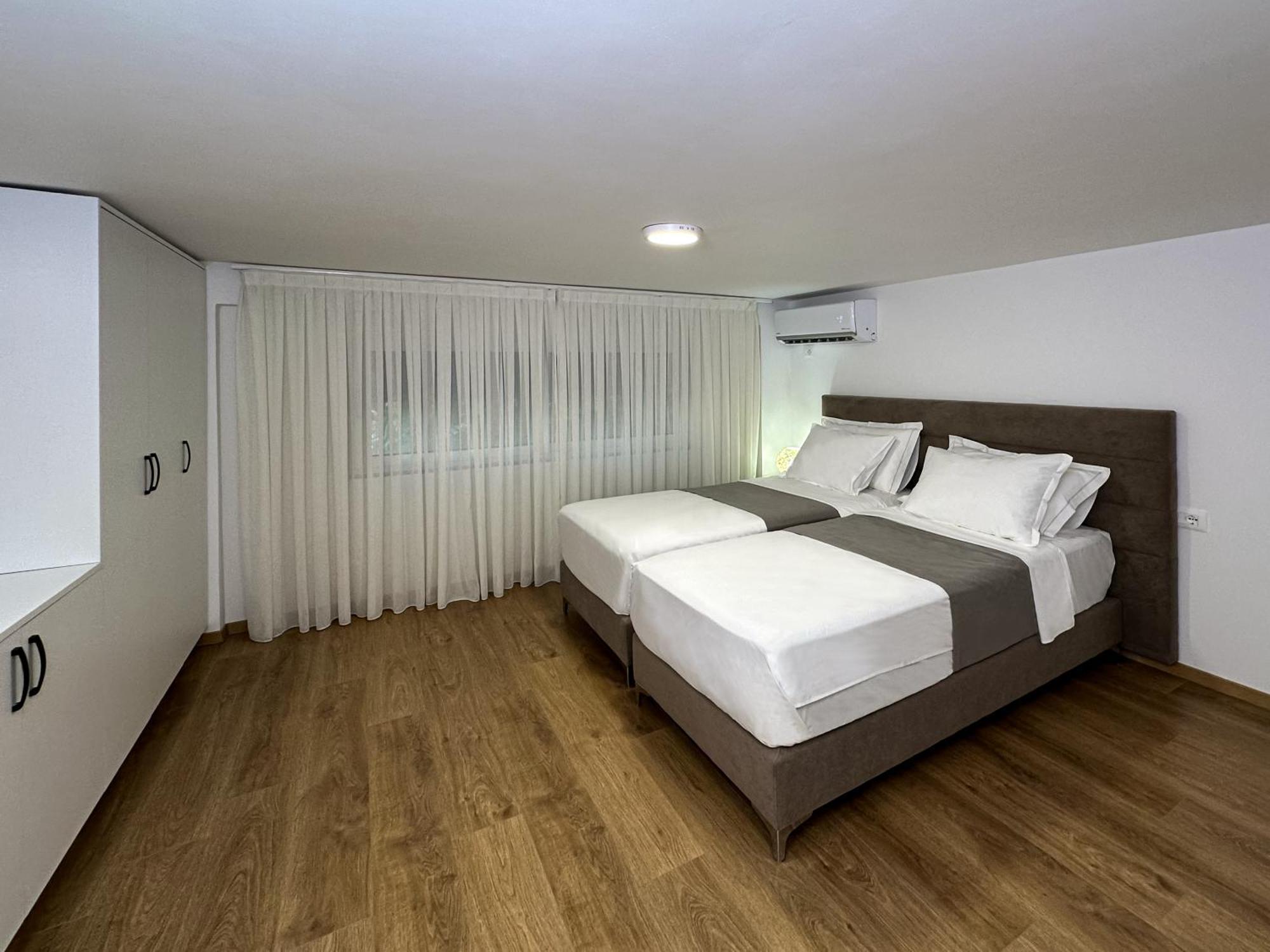 Home Select Tirana 2 Номер фото