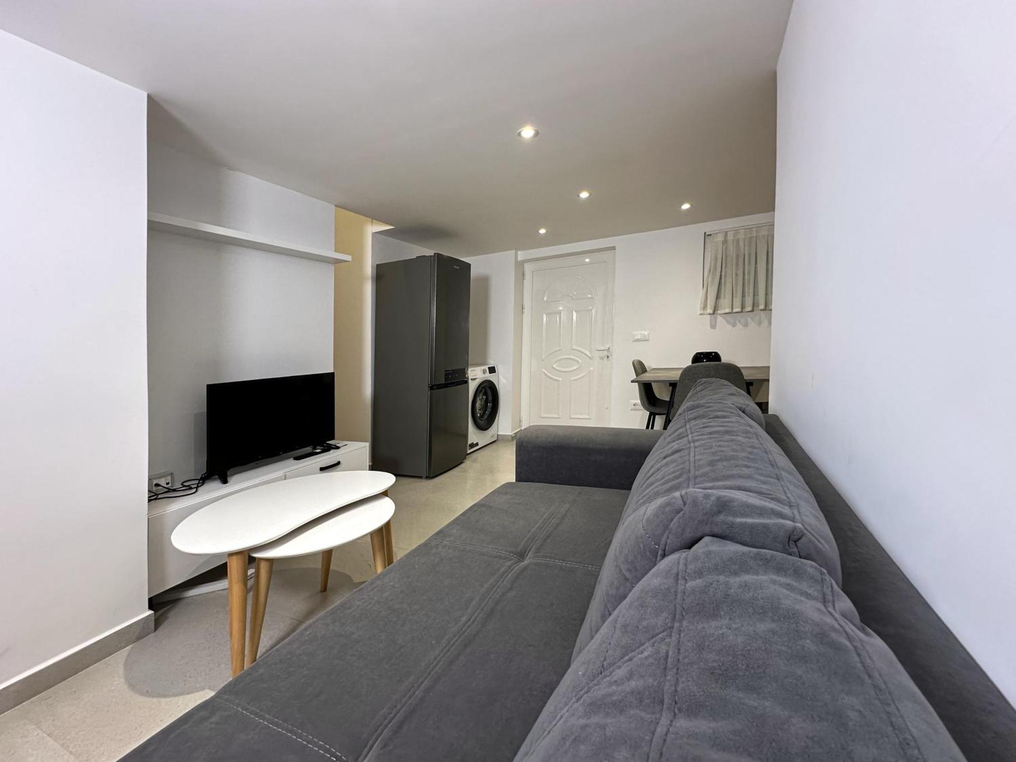 Home Select Tirana 2 Экстерьер фото